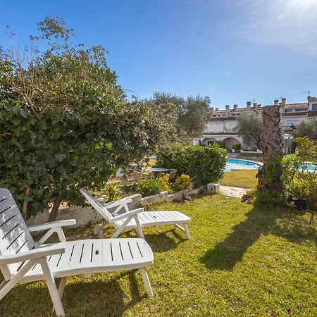 Semesterbostad Acogedora Casa Con Piscina En Sant Antoni Calonge (Catalonia)