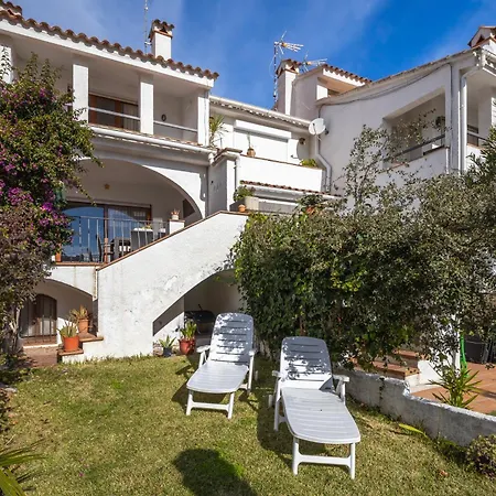 Acogedora Casa Con Piscina En Sant Antoni Calonge * Calonge (Catalonia)